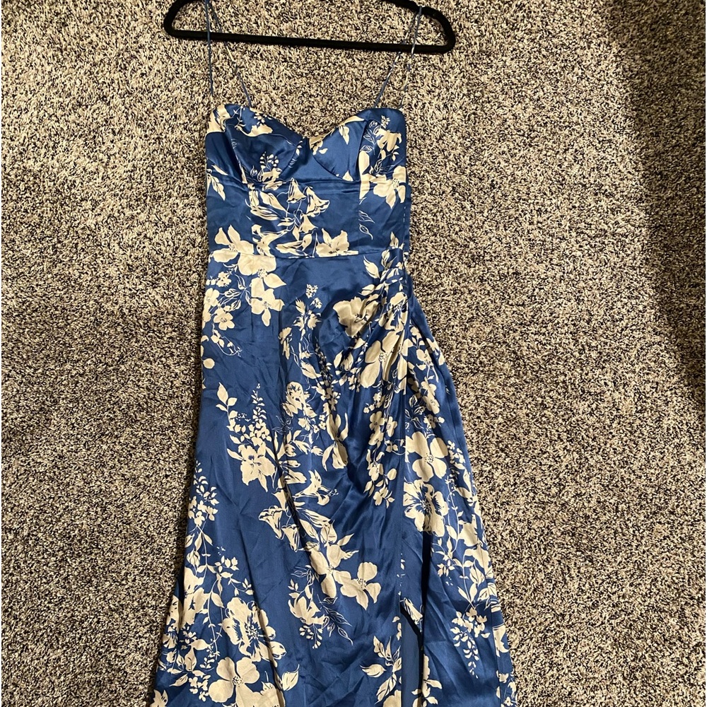 Reformation Blue coral dress size medium